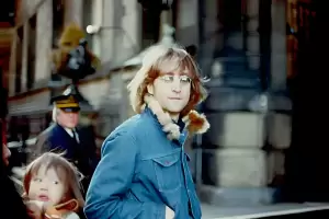 7 Artis Hollywood Tewas di Tangan Penggemar, John Lennon Ditembak dari Jarak Dekat