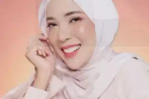 Heboh Fitri Tropica Beri Hampers Fantastis ke Sejumlah Sahabat, Netizen Singgung Sandra Dewi
