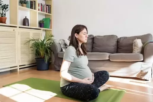 Tak Cuma Bikin Rileks, Prenatal Yoga Juga Bantu Persiapkan Kelancaran ASI